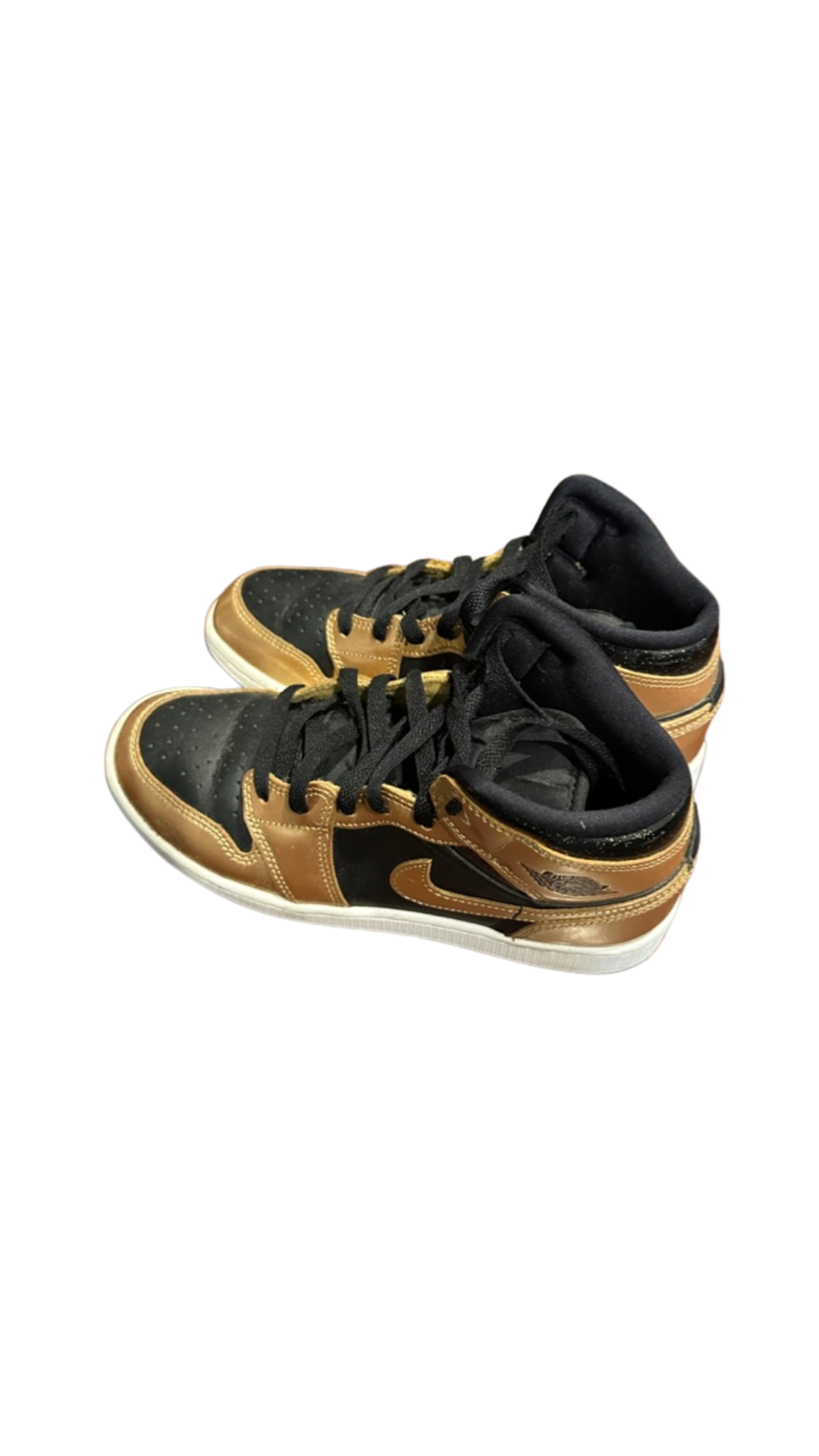 KIDS BLACK & GOLD JORDAN SNEAKERS